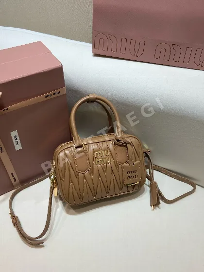 미우미우 가방 5BB123