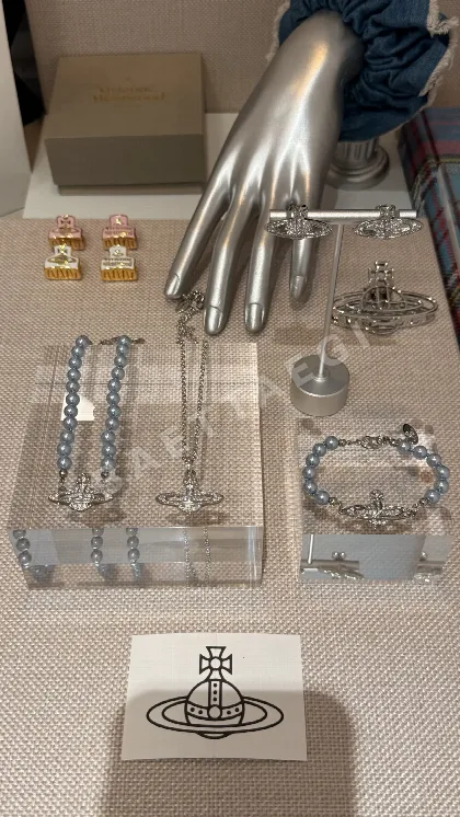 비비안웨스트우드 팔찌 64957 Vivienne Westwood Bracelet