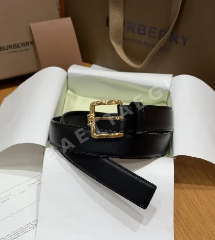 버버리 폴리 30mm 스무스 카프스킨 핀버클 벨트 180708