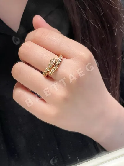 불가리 다이아몬드 스네이크 반지 64681