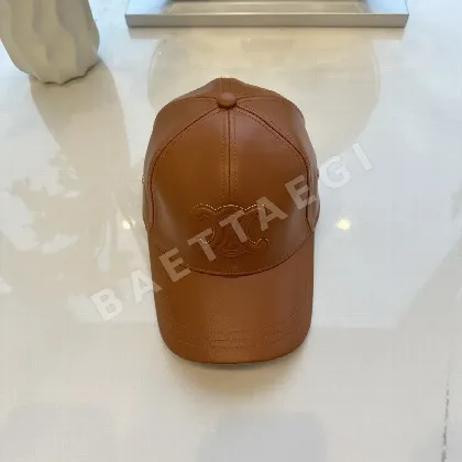 셀린느 가죽 자수 베이스볼 모자 83557