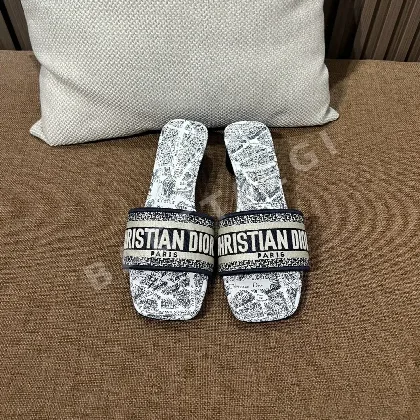 디올 디웨이 힐 뮬 플랜 드 파리 네이비 신발