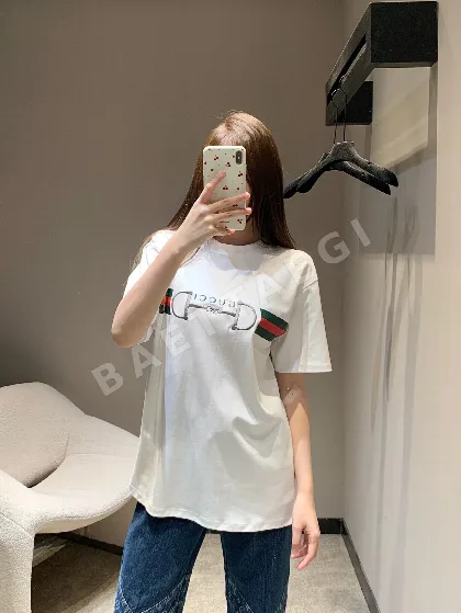 구찌 승마풍 버클 자수 크루넥 반팔 티셔츠 54077