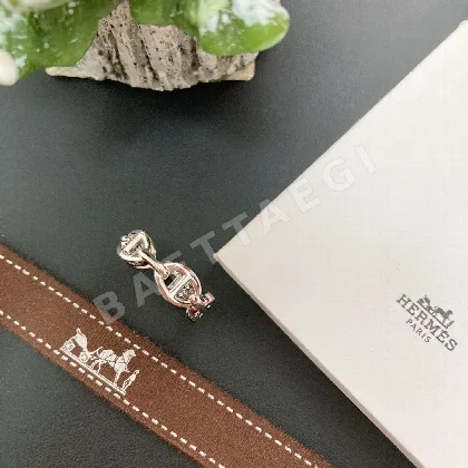 에르메스 실버 피그노즈 반지 69983
