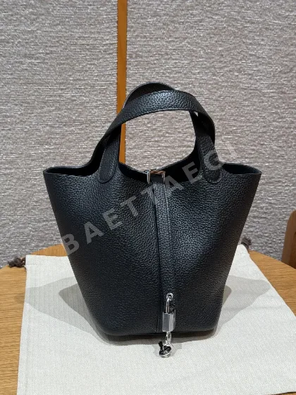 에르메스 피코탄 락 18 가방 144579