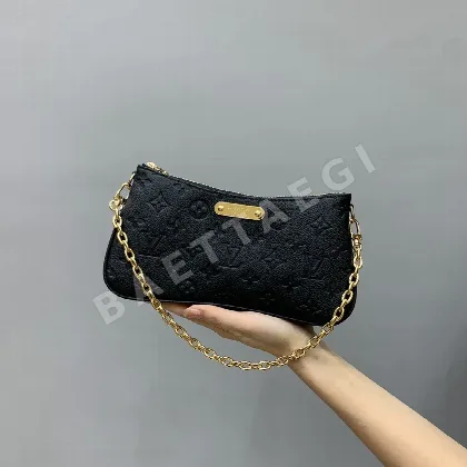 루이비통 로리진 엠보싱 체인 백 M83301 가방