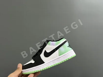 나이키 스니커즈 버클 레이스 169929