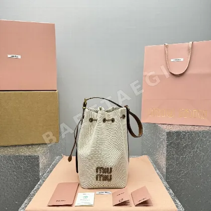 미우미우 캔버스 숄더백 68227