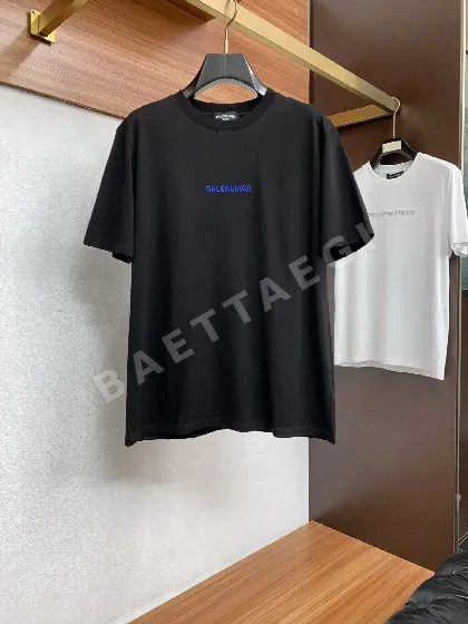 발렌시아가 남성 코튼 크루넥 반팔 티셔츠 49094