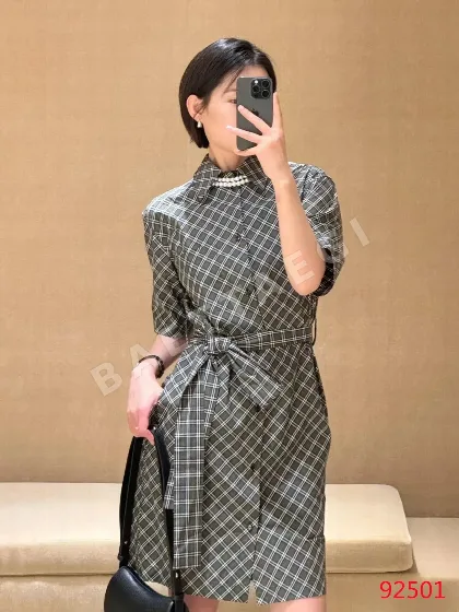 버버리 체크 반소매 셔츠 원피스 121803