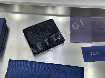 디올 지갑 22375