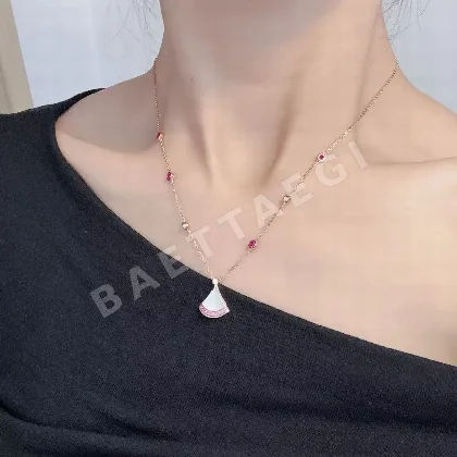불가리 디바스드림 18K 로즈골드 루비 다이아몬드 목걸이 64452