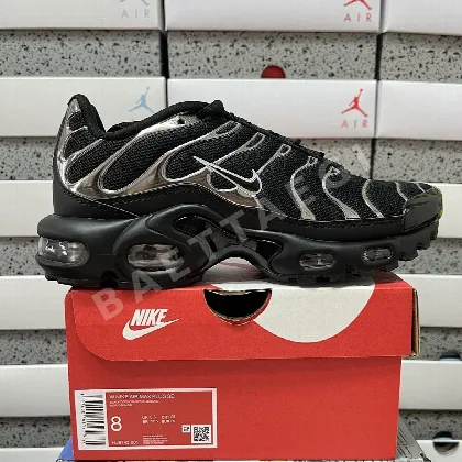 나이키 [DF] 에어 맥스 플러스 SE HJ9743-001 201075 Nike Air Max Plus SE Black Chrome