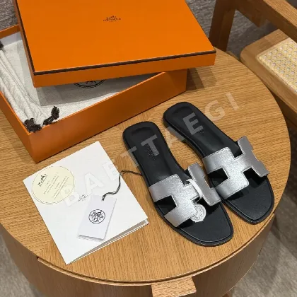 에르메스 오란 슬리퍼 117454