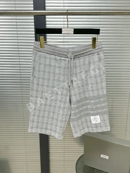 톰브라운 천두격자 자카드 남성 반바지 126263