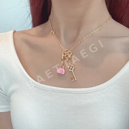 루이비통 목걸이 135223
