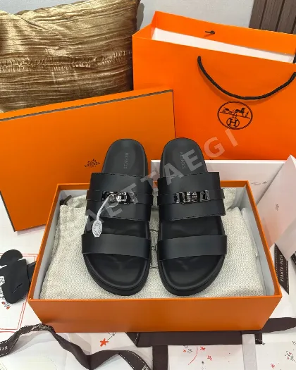 에르메스 잭슨 카프스킨 샌들 129459