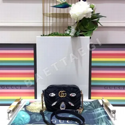구찌 GG 마몬트 크리스탈 라인스톤 벨벳 카메라백 138237