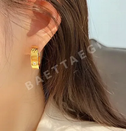 까르띠에 LOVE 다이아몬드 귀걸이 59539