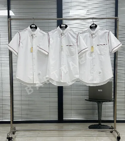 톰브라운 리본 장식 남성 반팔 셔츠 50624