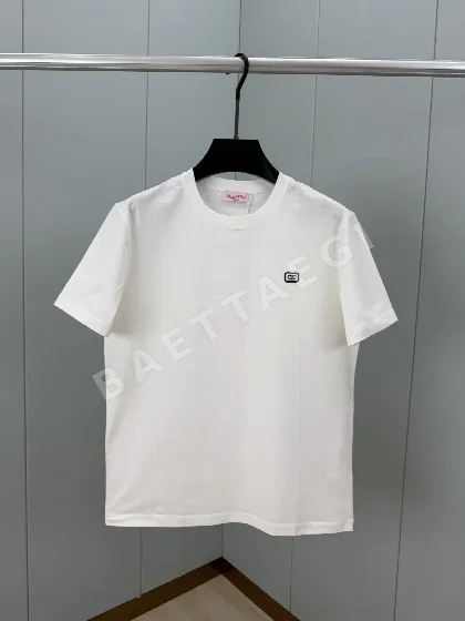 발렌티노 V 로고 3D 자수 남성 반팔 티셔츠 49247
