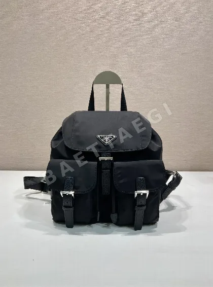 프라다 나일론 백팩 1BZ677