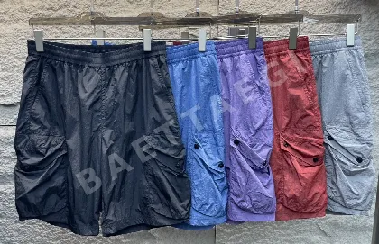 스톤아일랜드 경량 메탈릭 나일론 멀티 포켓 남성 반바지 51548