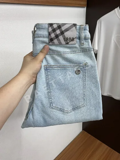 버버리 남성 데님 바지 127348