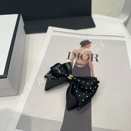 샤넬 덕빌 헤어클립 헤어악세사리 183065