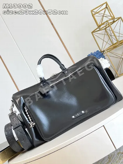 루이비통 키폴 카고 반둘리에 여행 가방 M13992