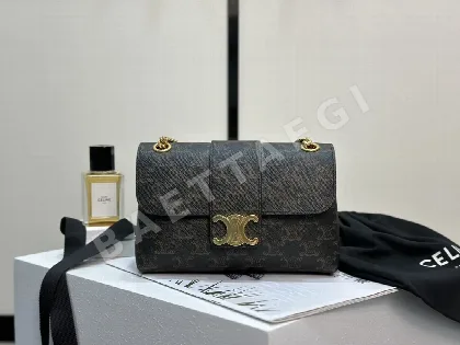 셀린느 틴 빅투아르 스몰 로고 송아지가죽 핸드백 116592