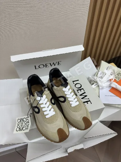 로에베 클래식 아간 스니커즈 93427