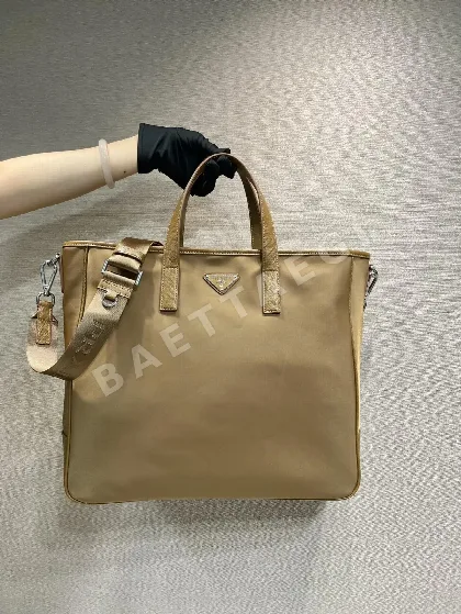 프라다 나일론 토트백 2VG064 66358