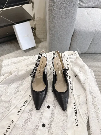 디올 리본 키튼힐 펌프스 98796