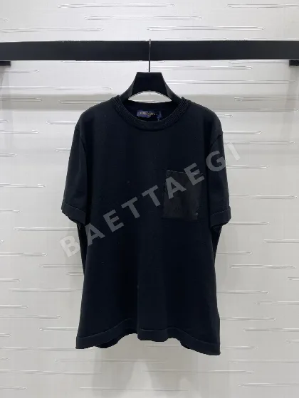 루이비통 크루넥 네잎클로버 포켓 반팔 티셔츠 51990