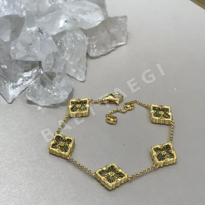 부첼라티 오페라 네 잎 클로버 에나멜 팔찌 64229