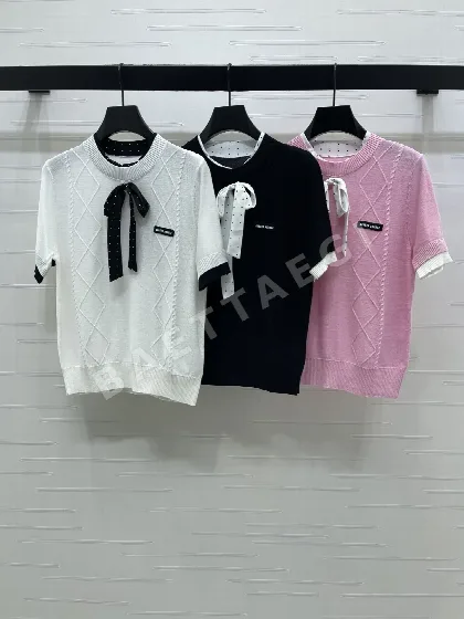 미우미우 보우타이 장식 라운드넥 반팔 니트 탑 52519