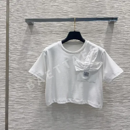 루이비통 여성 반팔 티셔츠 131682