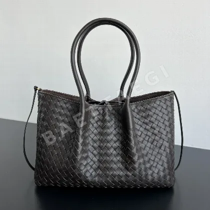 보테가베네타 피나코테카 미디엄 토트백 141587