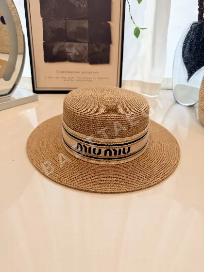 미우미우 모자 80760 Miu Miu Cap