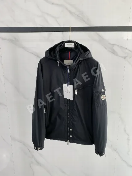 몽클레르 남성 자켓 SS 52618 Moncler