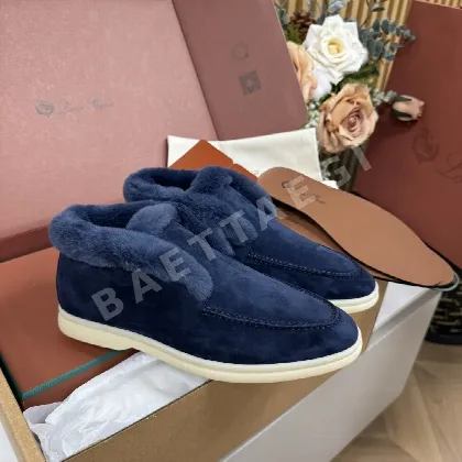 로로피아나 오픈 워크 퍼 161237