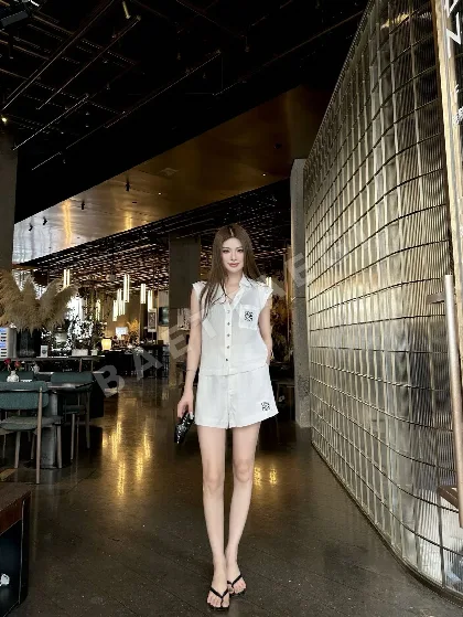 로에베 V넥 베스트 톱＋반바지 세트 96891