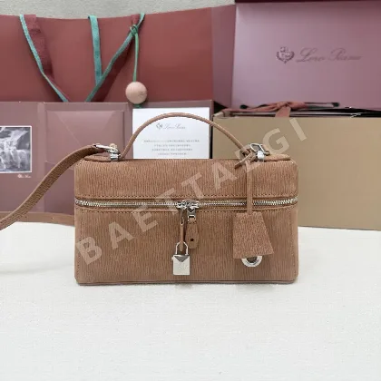 로로피아나 가방 39380