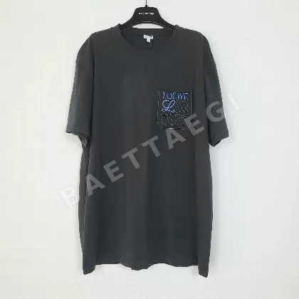 로에베 자수 포켓 남성 반팔 티셔츠