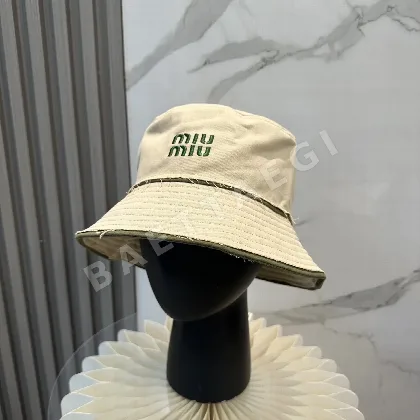 미우미우 자수 버킷 햇 모자 118531