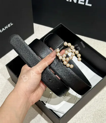 샤넬 가죽 금속 버클 여성 벨트 173896