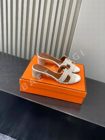 에르메스 오아시스 샌들 95684
