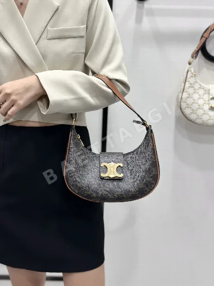 셀린느 아바 모노그램 가방 86395