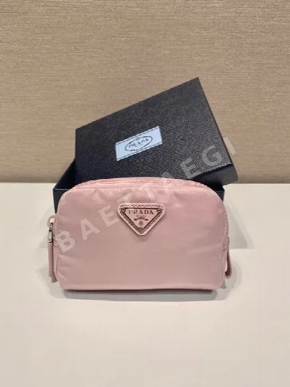 프라다 리나일론 미니 클러치백 1NA339 67618